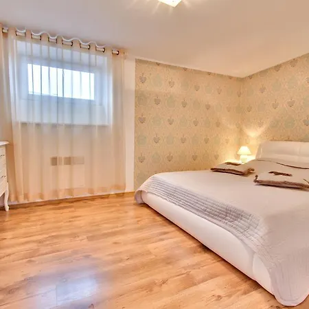 公寓 Toompuiestee Penthouse With Sauna