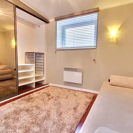 Toompuiestee Penthouse With Sauna * Tallinn