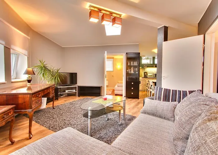 Апартаменты Toompuiestee Penthouse With Sauna Таллин